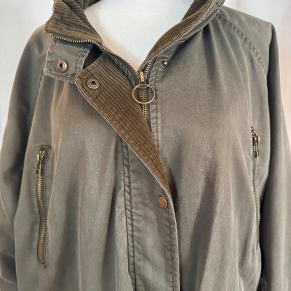 Portland Barn Jacket, Fully Lined with Zip Front and Hideaway Hood - Picture 11 of 11